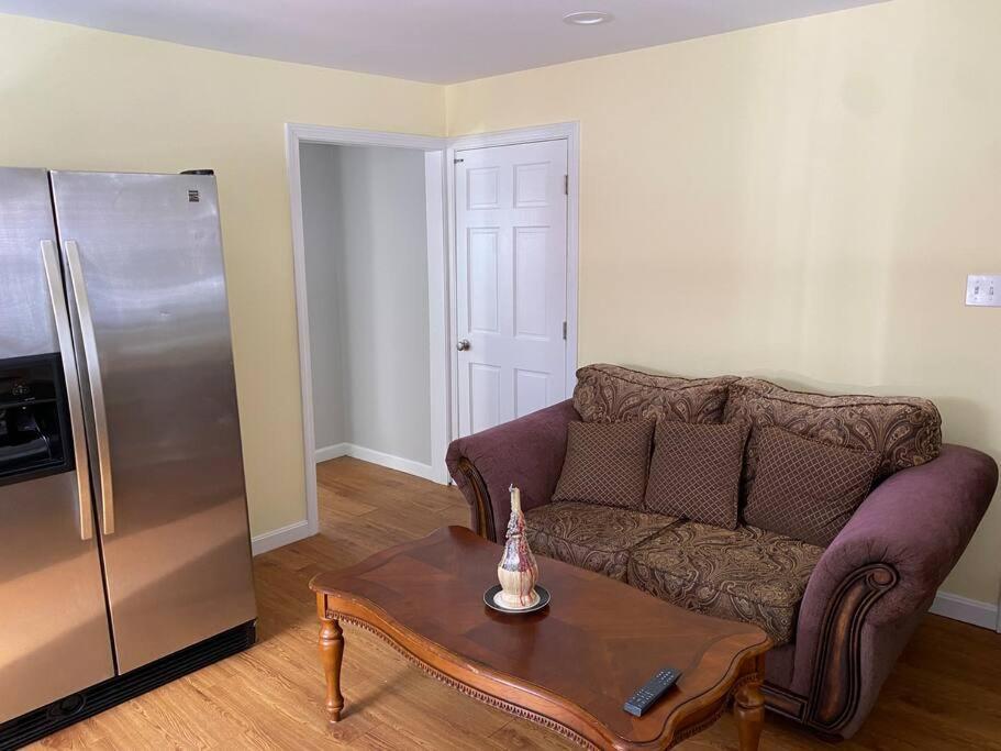 Sunny One Bedroom In Historic Downtown Dover Exterior foto
